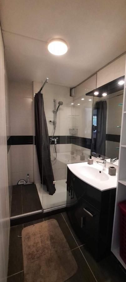 Villa Pinede - Proche Naturiste Agde Eksteriør billede